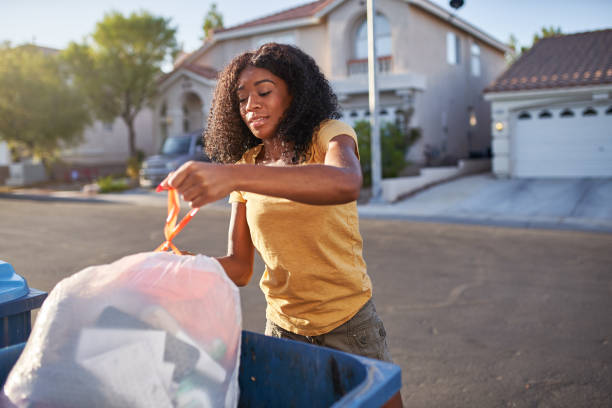 Best Commercial Cleanout Services  in Bloomingdale, NJ